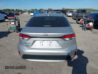2022 Toyota Corolla LE with VIN JTDVPMAE7N3016592, listed as a IAAI auction lot 41856939 with 28,597 mi miles. Bid and sale history available at carsss.com. Image 17.