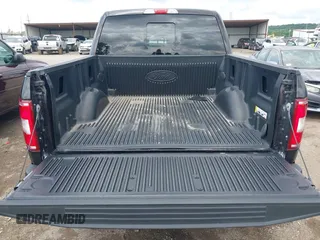 2020 Ford F-150 XL z VIN 1FTEW1EP1LFB65251, wystawiony jako IAAI lot #42355983 z przebiegiem 59 180 mil mil oraz . Historia ofert i sprzedaży dostępna na DreamBid. Obrazek 18.