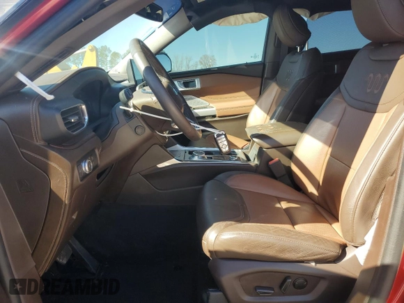 2022 Ford Explorer King Ranch z VIN 1FM5K8LC9NGB68945, wystawiony jako Copart lot #87059264 z przebiegiem 69 384 mil mil oraz Szkoda całkowita • Salvage title. Historia ofert i sprzedaży dostępna na DreamBid. Obrazek 7.