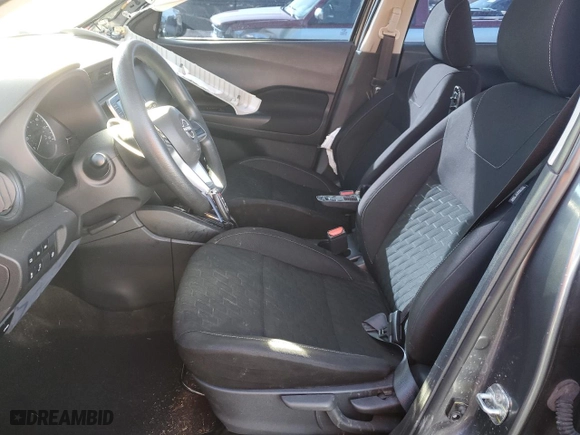 2022 Nissan Kicks S with VIN 3N1CP5BV9NL521374, listed as a Copart auction lot 84773354 with 34,984 mi miles and Salvage Title. Bid and sale history available at carsss.com. Image 7.