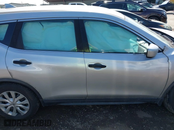 2018 Nissan Rogue SV with VIN KNMAT2MVXJP517232, listed as a IAAI auction lot 41924893 with 205,932 mi miles. Bid and sale history available at carsss.com. Image 13.