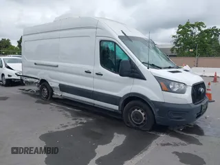 2021 Ford Transit Cargo with VIN 1FTBW3X87MKA75793, listed as a IAAI auction lot 42112773 with 170,983 mi miles. Bid and sale history available at carsss.com. Image 1.