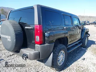 2007 Hummer H3 SUV with VIN 5GTDN13E078211008, listed as a IAAI auction lot 41452335 with 141,661 mi miles and . Bid and sale history available at DreamBid. Image 4.