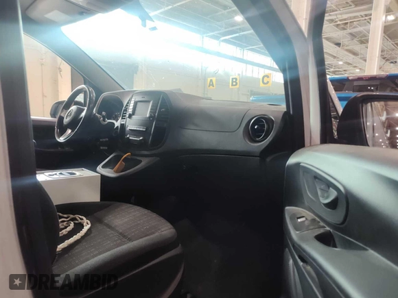 2020 Mercedes-Benz Metris Cargo with VIN WD3PG3EAXL3672562, listed as a IAAI auction lot 42810084 with 76,935 mi miles and . Bid and sale history available at DreamBid. Image 30.