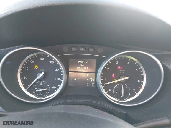 2012 Mercedes-Benz R-Class R 350 with VIN 4JGCB5HE0CA143058, listed as a IAAI auction lot 41816422 with 153,103 mi miles. Bid and sale history available at carsss.com. Image 7.