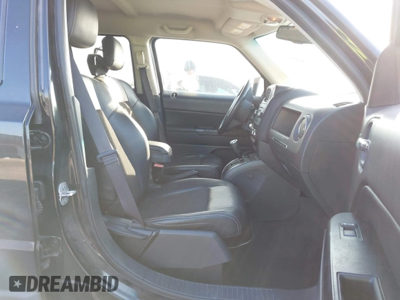 2017 Jeep Patriot Sport with VIN 1C4NJPBAXHD201751, listed as a IAAI auction lot 41572197 with 84,478 mi miles. Bid and sale history available at carsss.com. Image 5.