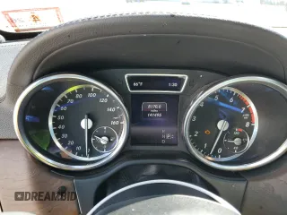 2015 Mercedes-Benz M 400 with VIN 4JGDA5GB7FA502618, listed as a Copart auction lot 49651335 with 141,495 mi miles and Clean Title. Bid and sale history available at DreamBid. Image 9.