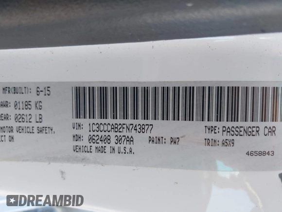 2015 Chrysler 200 Limited with VIN 1C3CCCAB2FN743877, listed as a IAAI auction lot 42000812 with 70,222 mi miles. Bid and sale history available at carsss.com. Image 9.