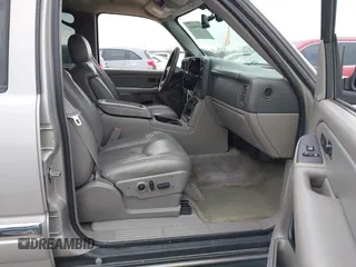2004 GMC Yukon SLE z VIN 1GKEC13Z54J265434, wystawiony jako IAAI lot #41155633 z przebiegiem 331 908 mil mil oraz . Historia ofert i sprzedaży dostępna na DreamBid. Obrazek 5.