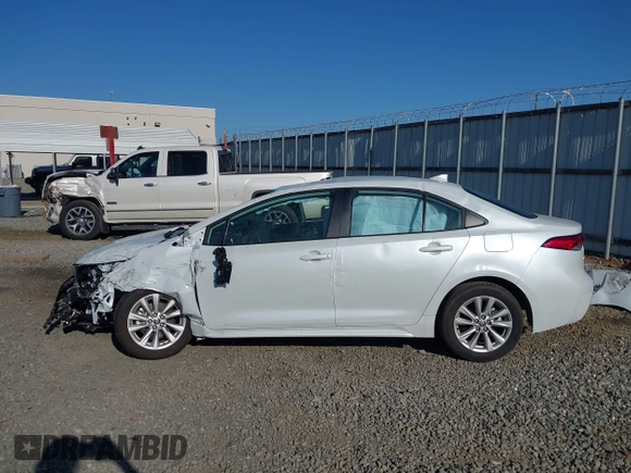 2024 Toyota Corolla LE with VIN 5YFB4MDE2RP152441, listed as a IAAI auction lot 42187904 with 8,599 mi miles and . Bid and sale history available at DreamBid. Image 15.