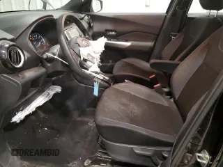 2019 Nissan Kicks S with VIN 3N1CP5CU0KL521278, listed as a Copart auction lot 51672375 with 81,272 mi miles and Non Repairable. Bid and sale history available at carsss.com. Image 7.