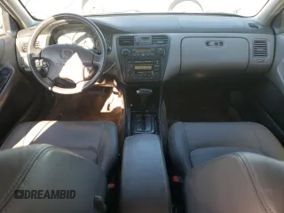 2002 Honda Accord EX z VIN 1HGCG16572A069123, wystawiony jako Copart lot #55861375 z przebiegiem 117 455 mil mil oraz Szkoda całkowita • Salvage title. Historia ofert i sprzedaży dostępna na DreamBid. Obrazek 8.