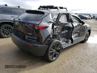 2021 Mazda CX-30 Premium with VIN 3MVDMBDLXMM305142, listed as a Copart auction lot 68692393 with 37,922 mi miles and Non repairable. Bid and sale history available at DreamBid. Image 3.