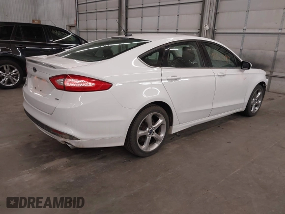 2013 Ford Fusion SE with VIN 3FA6P0H72DR377612, listed as a IAAI auction lot 41963999 with 170,611 mi miles. Bid and sale history available at carsss.com. Image 4.