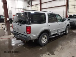 2000 Ford Expedition Special Service z VIN 1FMFU16L2YLC02530, wystawiony jako IAAI lot #42238010 z przebiegiem Nie podano mil oraz . Historia ofert i sprzedaży dostępna na DreamBid. Obrazek 4.