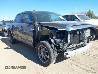 2018 Toyota Tundra 2WD SR5 with VIN 5TFEM5F10JX133762, listed as a IAAI auction lot 41411166 with 80,310 mi miles. Bid and sale history available at carsss.com. Image 1.