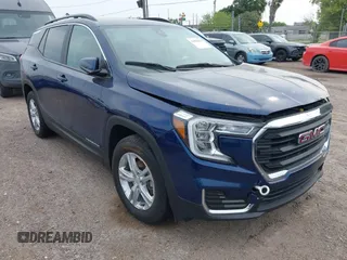 2023 GMC Terrain SLE z VIN 3GKALTEG7PL128689, wystawiony jako IAAI lot #42058230 z przebiegiem Nie podano mil oraz . Historia ofert i sprzedaży dostępna na DreamBid. Obrazek 1.
