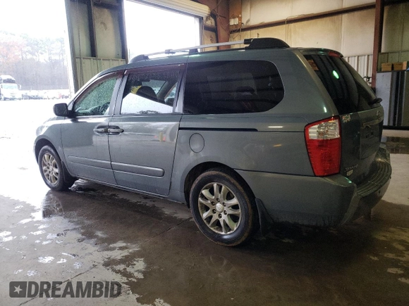 2007 Kia Sedona LX with VIN KNDMB233576162999, listed as a Copart auction lot 44761085 with 184,798 mi miles and Salvage Title. Bid and sale history available at carsss.com. Image 2.