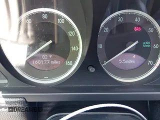 2006 Mercedes-Benz SL 500 z VIN WDBSK75F46F115066, wystawiony jako IAAI lot #42410594 z przebiegiem 168 177 mil mil oraz . Historia ofert i sprzedaży dostępna na DreamBid. Obrazek 7.