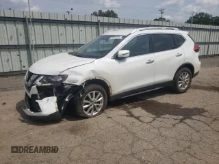 2017 Nissan Rogue S z VIN KNMAT2MT0HP501582, wystawiony jako Copart lot #59014775 z przebiegiem 100 453 mil mil oraz Szkoda całkowita • Salvage title. Historia ofert i sprzedaży dostępna na DreamBid. Obrazek 1.