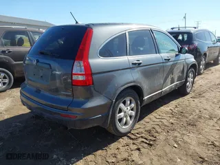 2011 Honda CR-V SE with VIN 5J6RE4H40BL108007, listed as a IAAI auction lot 41701030 with 125,813 mi miles. Bid and sale history available at carsss.com. Image 4.