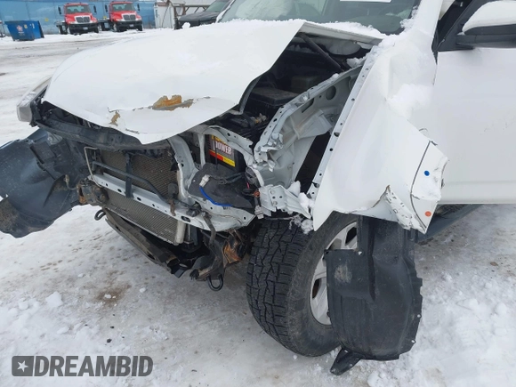 2015 Toyota 4Runner Limited with VIN JTEBU5JR4F5218442, listed as a IAAI auction lot 41250608 with Not provided miles and . Bid and sale history available at DreamBid. Image 6.