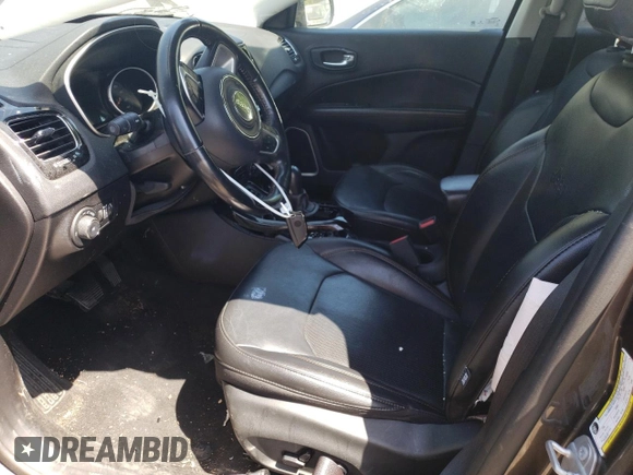 2019 Jeep Compass High Altitude с VIN 3C4NJDCB1KT791619, выставлен на аукционе Copart как лот 54875505 с пробегом 79 400 миль миль и Списание • Salvage title. История ставок и продаж доступна на DreamBid. Изображение 7.