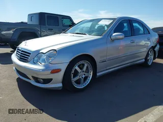 2007 Mercedes-Benz C 230 Sport z VIN WDBRF52HX7F934534, wystawiony jako IAAI lot #42509797 z przebiegiem 75 703 mil mil oraz . Historia ofert i sprzedaży dostępna na DreamBid. Obrazek 17.