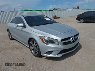 2014 Mercedes-Benz CLA 250 z VIN WDDSJ4EBXEN043087, wystawiony jako IAAI lot #41895670 z przebiegiem 127 787 mil mil oraz . Historia ofert i sprzedaży dostępna na DreamBid. Obrazek 1.