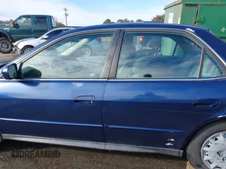 2002 Honda Accord LX with VIN 1HGCG56472A019966, listed as a IAAI auction lot 40884999 with Not provided miles and . Bid and sale history available at DreamBid. Image 14.