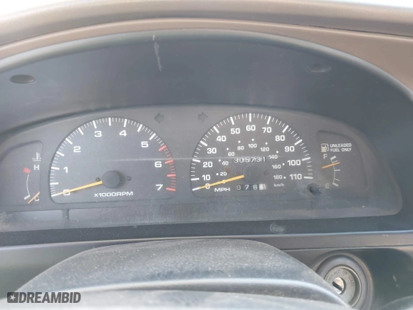 1997 Toyota 4Runner Limited with VIN JT3GN87RXV0028578, listed as a IAAI auction lot 41468199 with 305,731 mi miles. Bid and sale history available at carsss.com. Image 7.