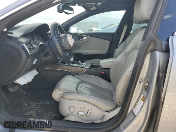 2018 Audi S7 Prestige z VIN WAU2FAFCXJN039744, wystawiony jako Copart lot #81291564 z przebiegiem 73 238 mil mil oraz Szkoda całkowita • Salvage title. Historia ofert i sprzedaży dostępna na DreamBid. Obrazek 7.