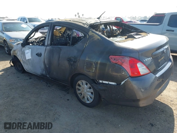 2015 Nissan Versa S Plus with VIN 3N1CN7AP7FL800683, listed as a IAAI auction lot 41867337 with Not Provided miles. Bid and sale history available at carsss.com. Image 3.