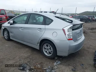 2010 Toyota Prius II with VIN JTDKN3DU2A0136687, listed as a IAAI auction lot 41927748 with 170,756 mi miles. Bid and sale history available at carsss.com. Image 3.