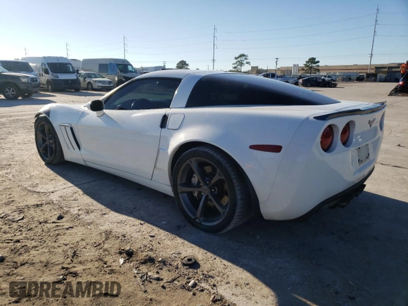 2010 Chevrolet Corvette Z16 Grand Sport 3LT z VIN 1G1YW2DW9A5103748, wystawiony jako Copart lot #80986774 z przebiegiem 134 004 mil mil oraz Szkoda całkowita • Salvage title. Historia ofert i sprzedaży dostępna na DreamBid. Obrazek 2.