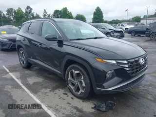 2023 Hyundai Tucson SEL z VIN 5NMJFCAE5PH230822, wystawiony jako IAAI lot #42364691 z przebiegiem 5 478 mil mil oraz . Historia ofert i sprzedaży dostępna na DreamBid. Obrazek 1.