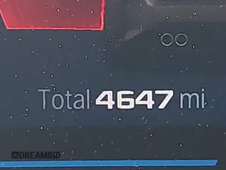 2024 BMW M2 z VIN 3MF13DM08R8E83248, wystawiony jako IAAI lot #42272913 z przebiegiem 4 647 mil mil oraz . Historia ofert i sprzedaży dostępna na DreamBid. Obrazek 15.