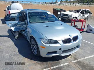 2008 BMW 3 Series M3 с VIN WBSVA93568E041738, выставлен на аукционе IAAI как лот 41827058 с пробегом Не указан миль и . История ставок и продаж доступна на DreamBid. Изображение 1.