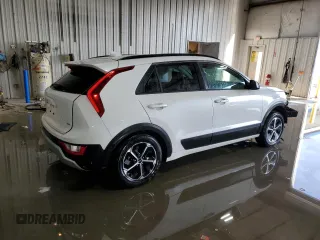 2023 Kia Niro EX with VIN KNDCR3LE9P5057239, listed as a Copart auction lot 89272795 with 29,264 mi miles and Salvage Title. Bid and sale history available at carsss.com. Image 3.