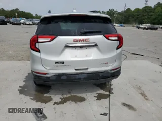 2022 GMC Terrain AT4 z VIN 3GKALYEV4NL251066, wystawiony jako Copart lot #53334335 z przebiegiem Nie podano mil oraz Szkoda całkowita • Salvage title. Historia ofert i sprzedaży dostępna na DreamBid. Obrazek 6.