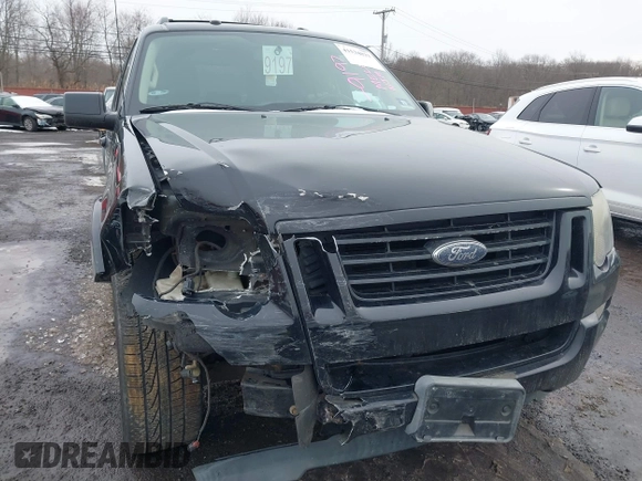 2010 Ford Explorer z VIN 1FMEU8DE5AUA85647, wystawiony jako IAAI lot #41534833 z przebiegiem 129 925 mil mil oraz . Historia ofert i sprzedaży dostępna na DreamBid. Obrazek 18.