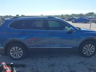 2018 Volkswagen Tiguan SEL z VIN 3VV3B7AX2JM155306, wystawiony jako IAAI lot #42457735 z przebiegiem 48 061 mil mil oraz . Historia ofert i sprzedaży dostępna na DreamBid. Obrazek 13.
