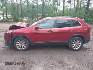 2016 Jeep Cherokee Limited z VIN 1C4PJMDB7GW261423, wystawiony jako IAAI lot #42263018 z przebiegiem 97 605 mil mil oraz . Historia ofert i sprzedaży dostępna na DreamBid. Obrazek 14.