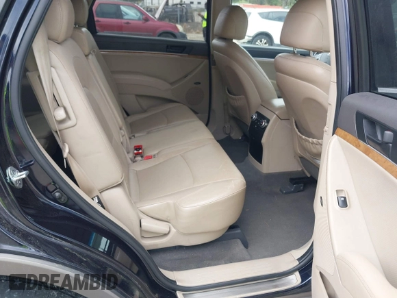 2012 Hyundai Veracruz Limited with VIN KM8NU4CC9CU201749, listed as a IAAI auction lot 41929707 with 184,139 mi miles and . Bid and sale history available at DreamBid. Image 8.