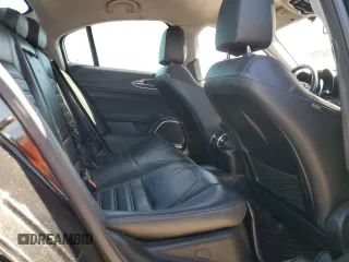 2017 Alfa Romeo Giulia Ti z VIN ZARFAECN2H7550899, wystawiony jako Copart lot #51627825 z przebiegiem 110 489 mil mil oraz Szkody całkowita. Historia ofert i sprzedaży dostępna na DreamBid. Obrazek 10.