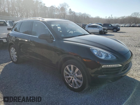 2013 Porsche Cayenne Diesel с VIN WP1AF2A2XDLA21133, выставлен на аукционе Copart как лот 46412045 с пробегом 138 047 миль миль и Списание • Salvage title. История ставок и продаж доступна на DreamBid. Изображение 4.