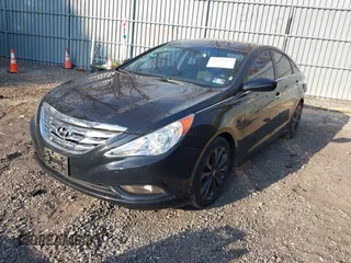 2013 Hyundai Sonata Limited with VIN 5NPEC4ABXDH673276, listed as a IAAI auction lot 41659162 with 133,159 mi miles and . Bid and sale history available at DreamBid. Image 2.