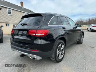 2018 Mercedes-Benz GLC with VIN WDC0G4KB0JF326617, listed as a Copart auction lot 52226295 with 152,234 mi miles and Clean Title. Bid and sale history available at carsss.com. Image 3.