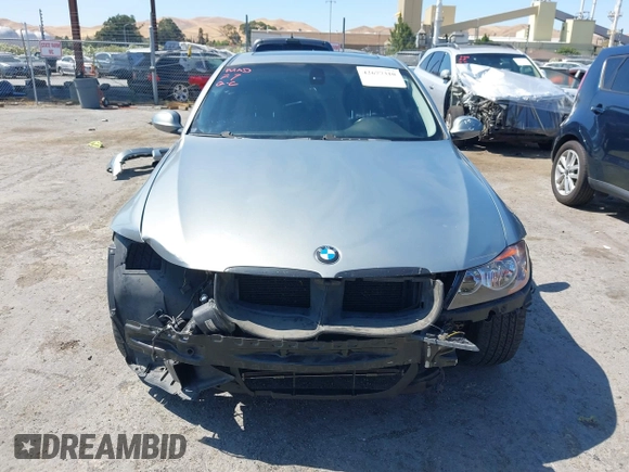 2008 BMW 3 Series 328i с VIN WBAVA375X8NL44470, выставлен на аукционе IAAI как лот 42677310 с пробегом 184 171 миль миль и . История ставок и продаж доступна на DreamBid. Изображение 13.