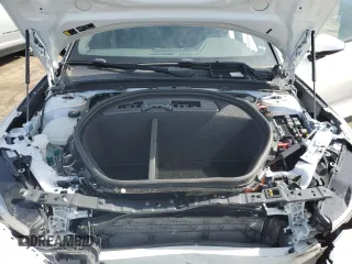 2024 Polestar 2 z VIN YSMFD3KAXRL210725, wystawiony jako Copart lot #51411795 z przebiegiem 9591 mil mil oraz Szkody całkowita. Historia ofert i sprzedaży dostępna na DreamBid. Obrazek 12.